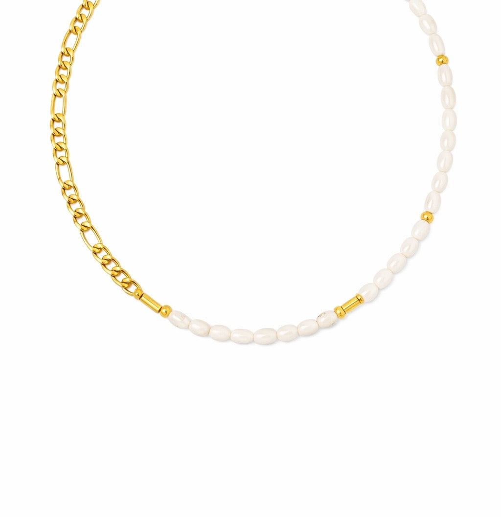 MOLLY PEARL GOLD NECKLACE