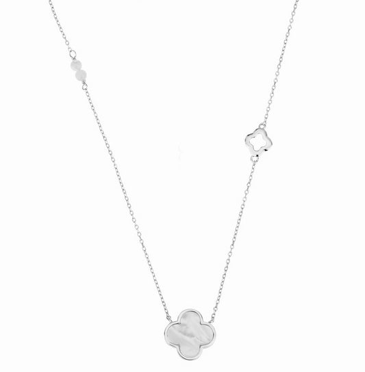 CAPRI MOTHER OF PEARL CLOVER SILVER NECKLACE
