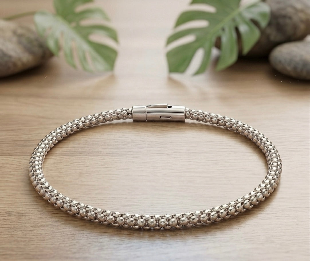 ALIRA LINK SILVER NECKLACE